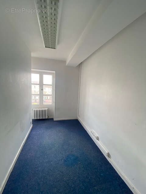 Commerce à MAISONS-LAFFITTE