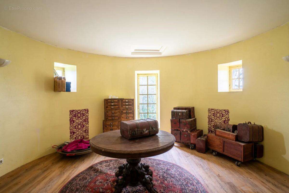 Maison à VITRY-AUX-LOGES