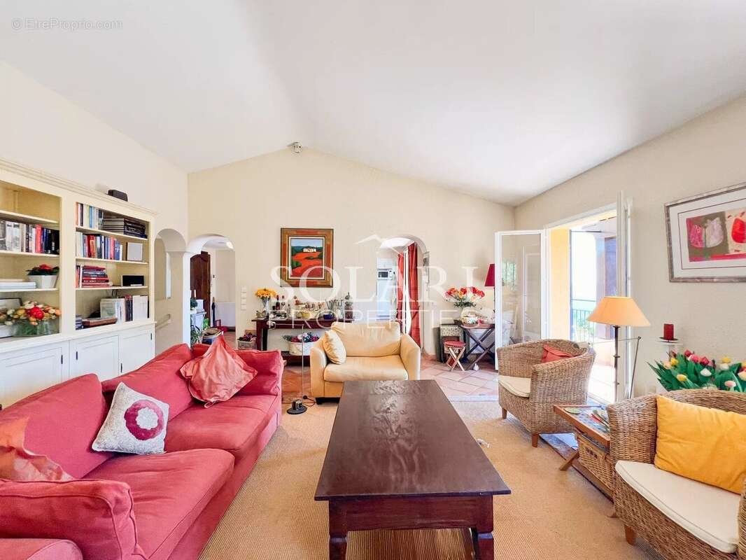 Maison à THEOULE-SUR-MER