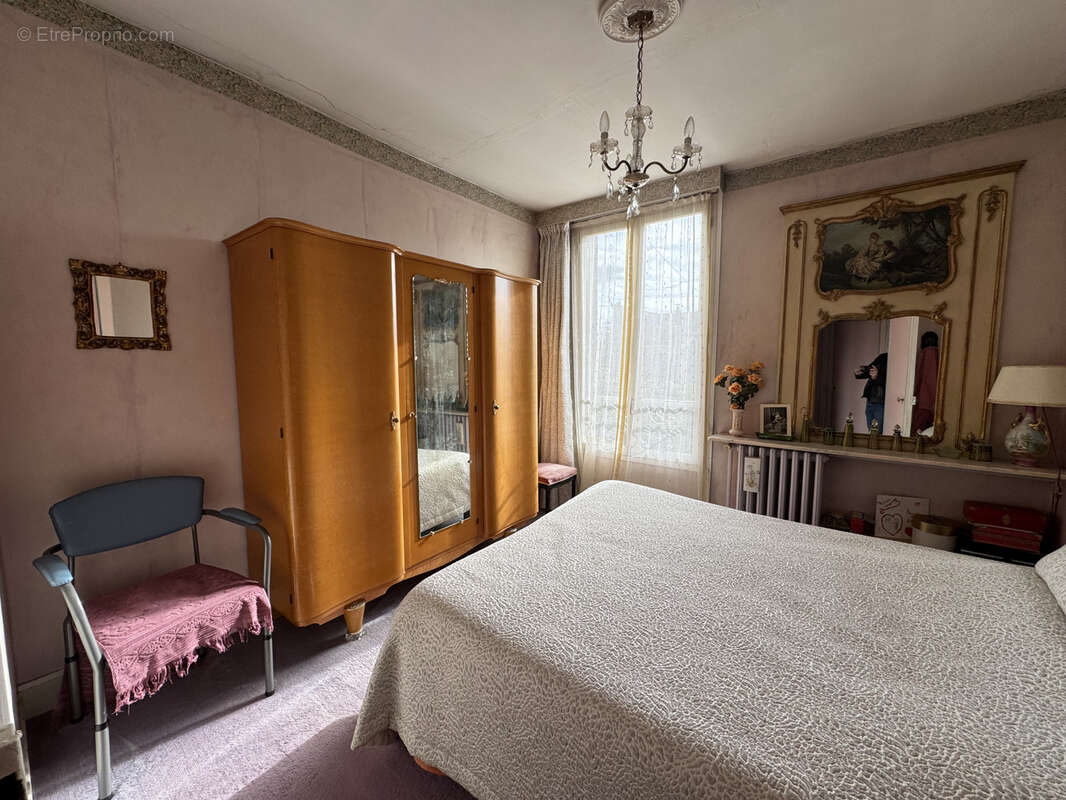 St Maur la Varenne maison 5p 81m2 terrain 400m2 - photo 10