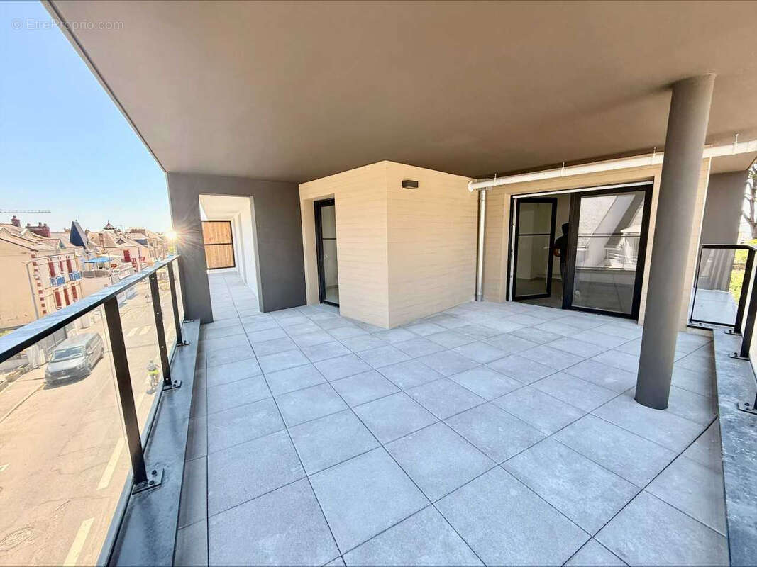 Appartement  3 pièce(s) - photo 2