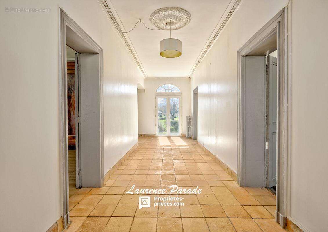Maison, annexes puits parc ruisseau - photo 3