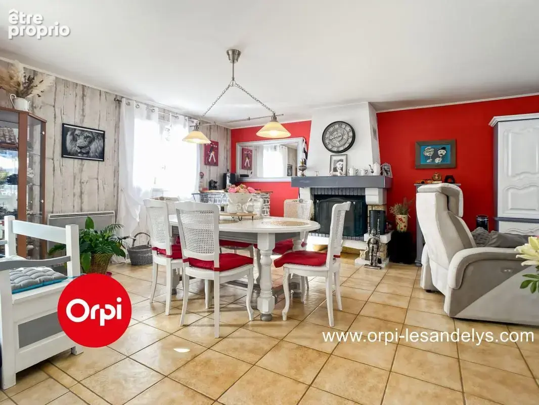 Proche Les Andelys - Maison À Vendre 4 chambres + jardin arboré de 2200 m² env - photo 3
