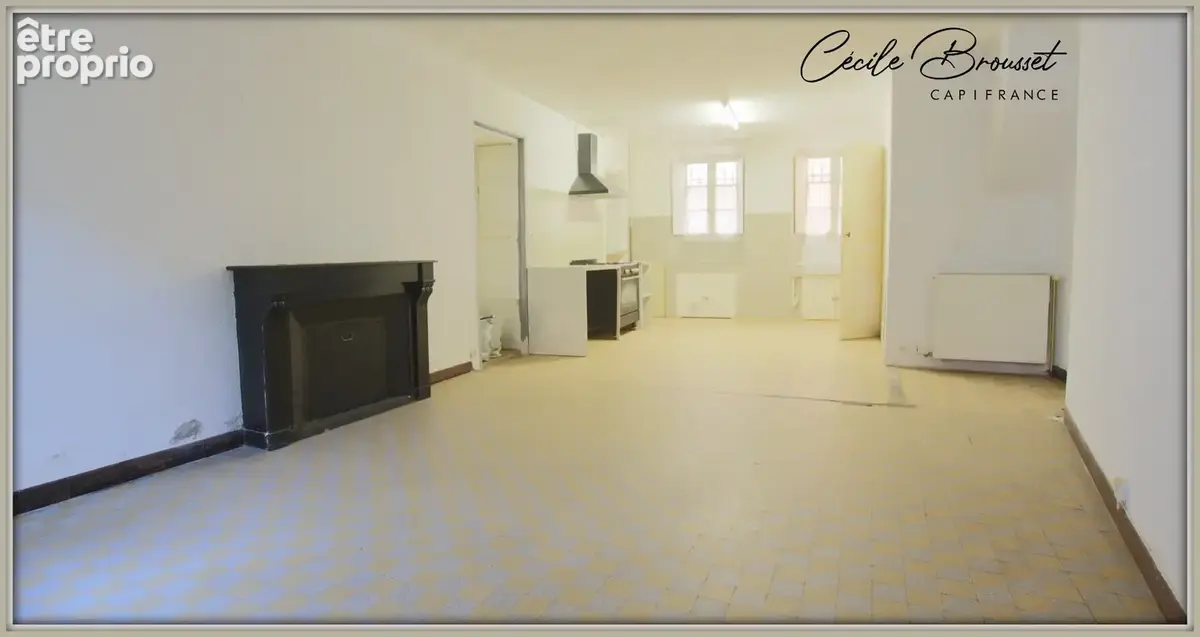 ARLES-SUR-TECH (66150) – Maison de village 5 pièces rénovée avec cour intérieure et possibilité de terrasse - photo 12
