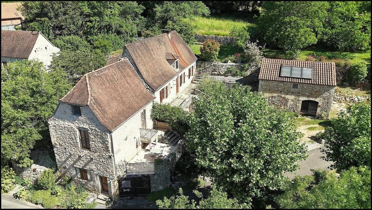 Maison à LAUZES