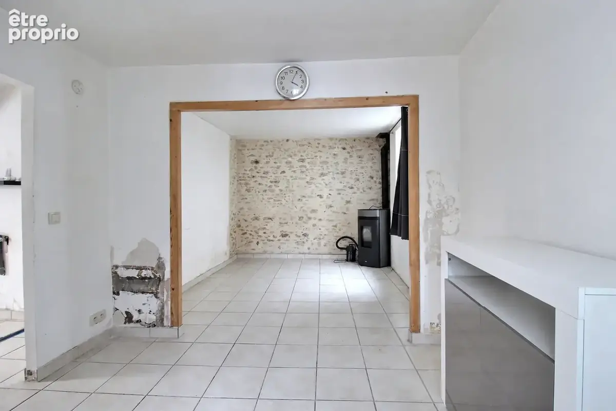 Pussay   maison 3 pièces   2 chambres   petite cour - photo 2