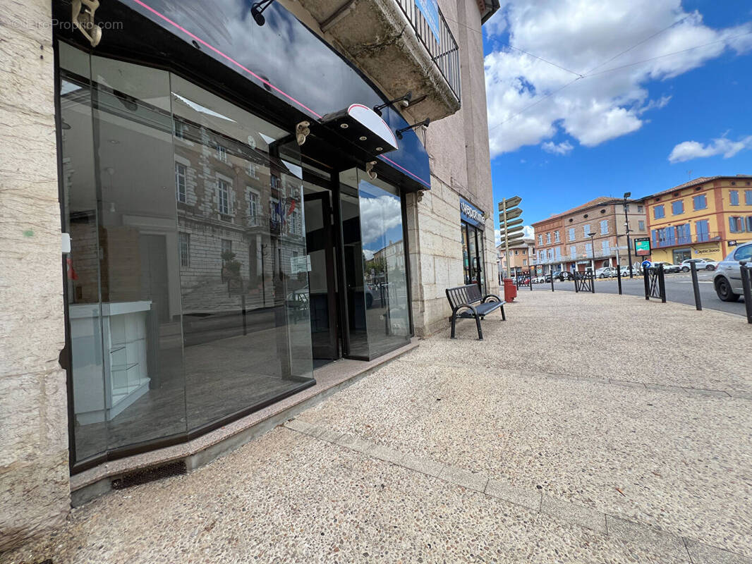 Commerce à CAUSSADE