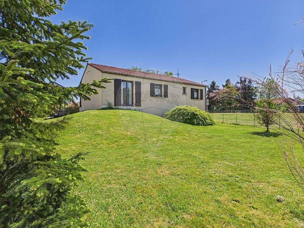 Maison à HETTANGE-GRANDE