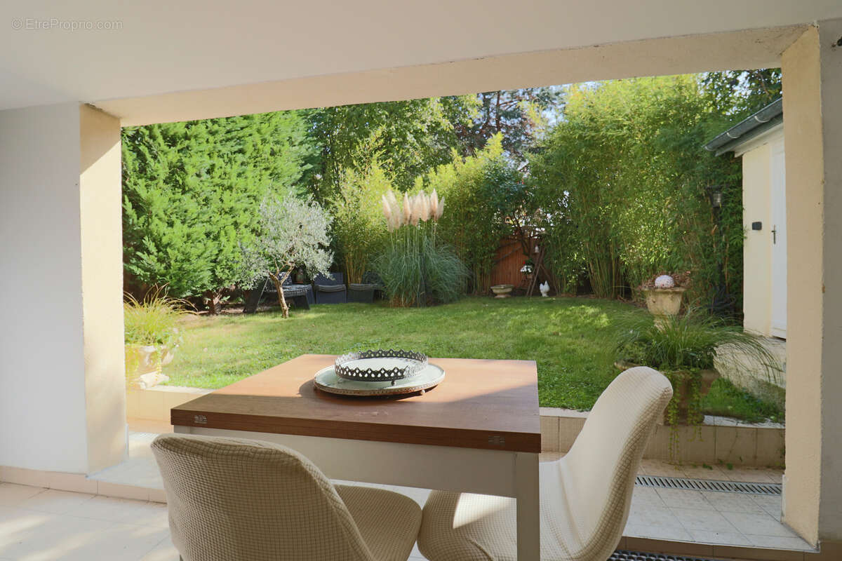 Maison à LES PAVILLONS-SOUS-BOIS