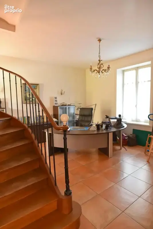 Maison 315 m² à Laval  - photo 9