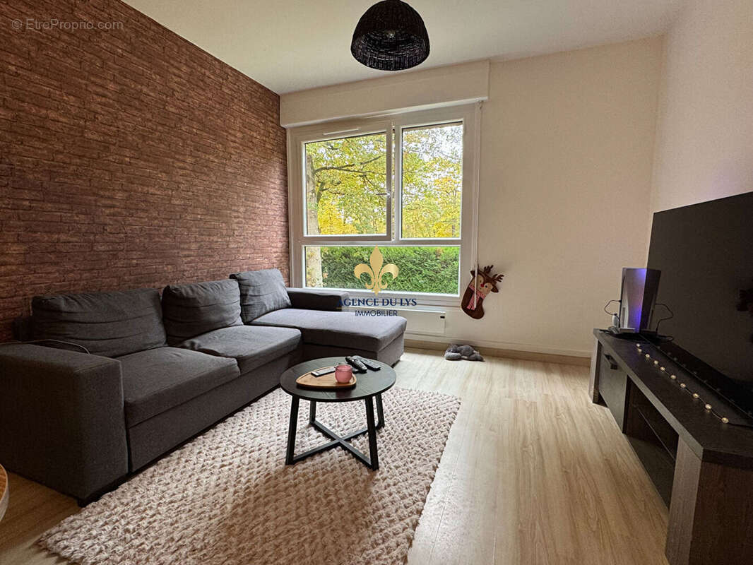 Appartement à LAMORLAYE