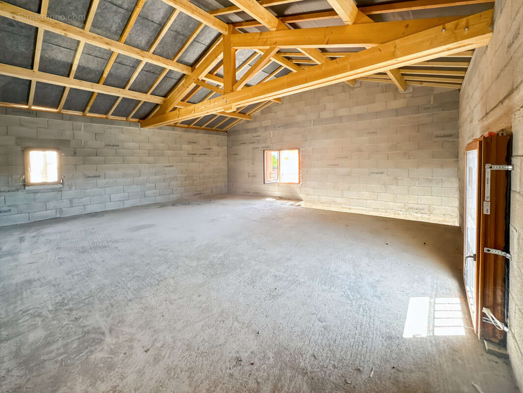 Appartement à SAINTE-EUPHEMIE