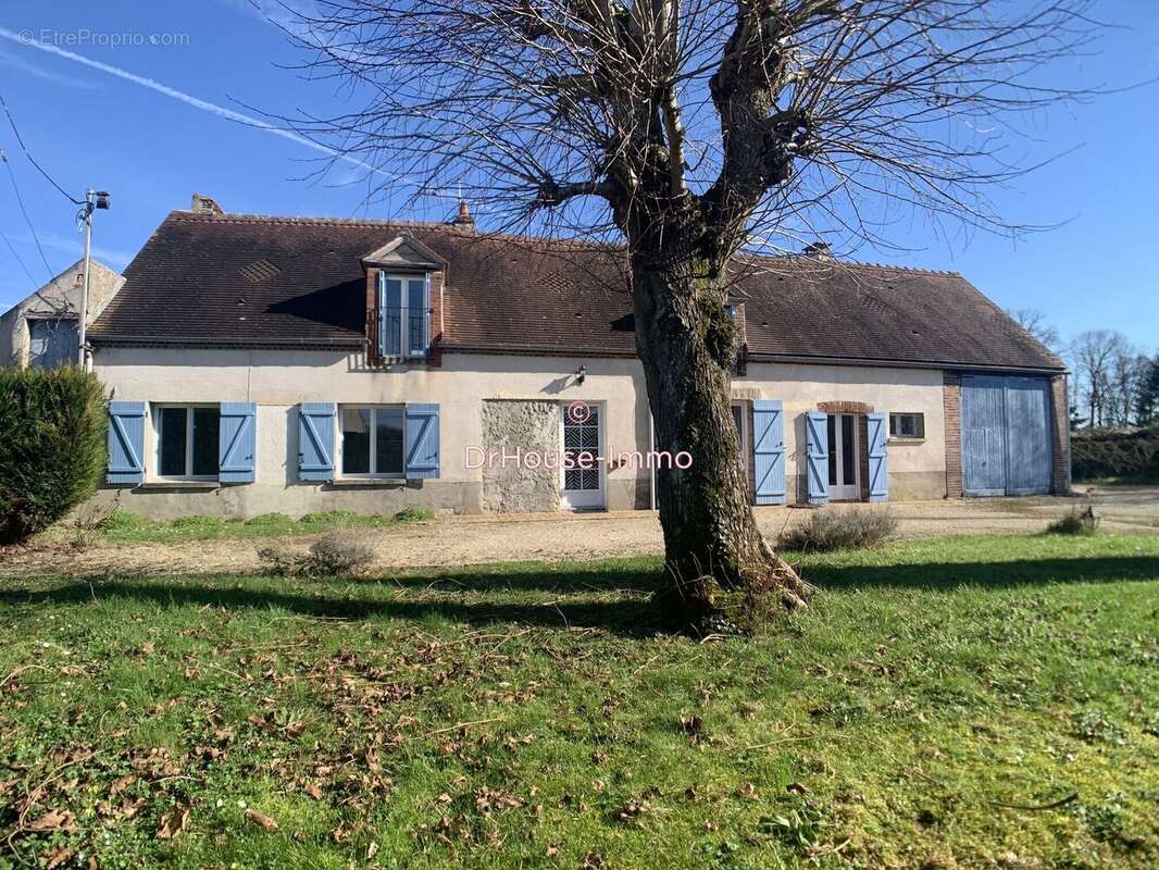 Maison à VILLEMANDEUR