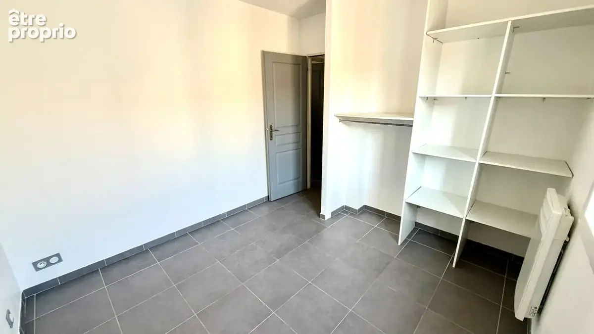 Villa dans résidence sécurisé, ouest de Carpentras. - photo 9