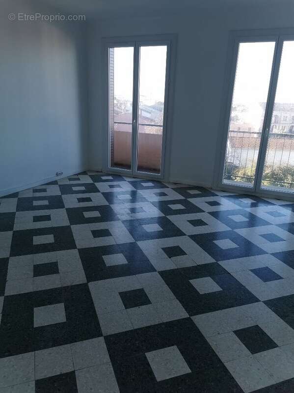 Appartement à BEZIERS