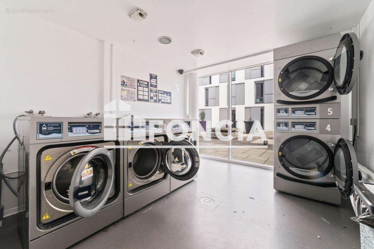 Vente - Appartement en résidence services - Studio - 18,37 m² - - photo 9