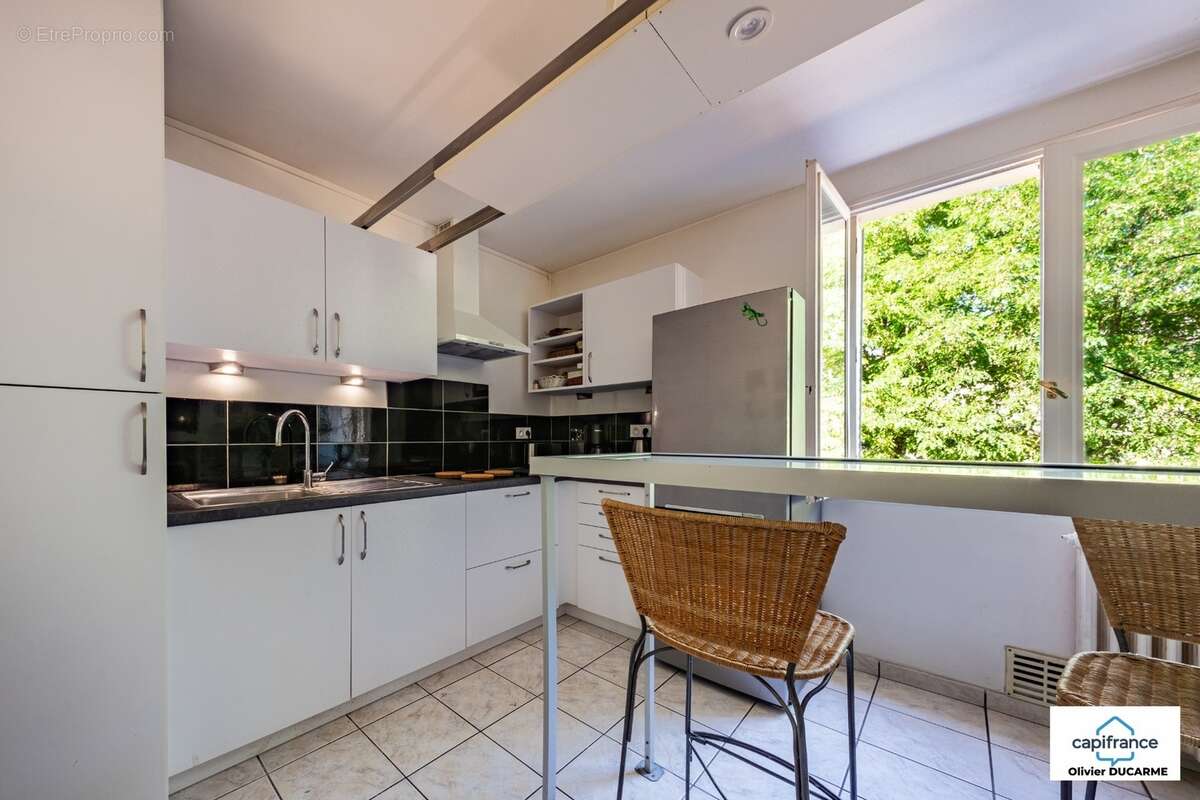 Appartement à vendre 4 pièces DIJON (21) à proximité des Allées du Parc - photo 4