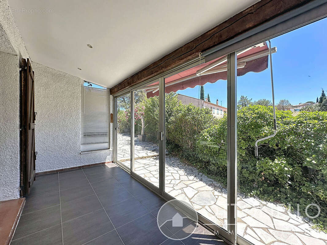 Maison à ROQUEBRUNE-SUR-ARGENS