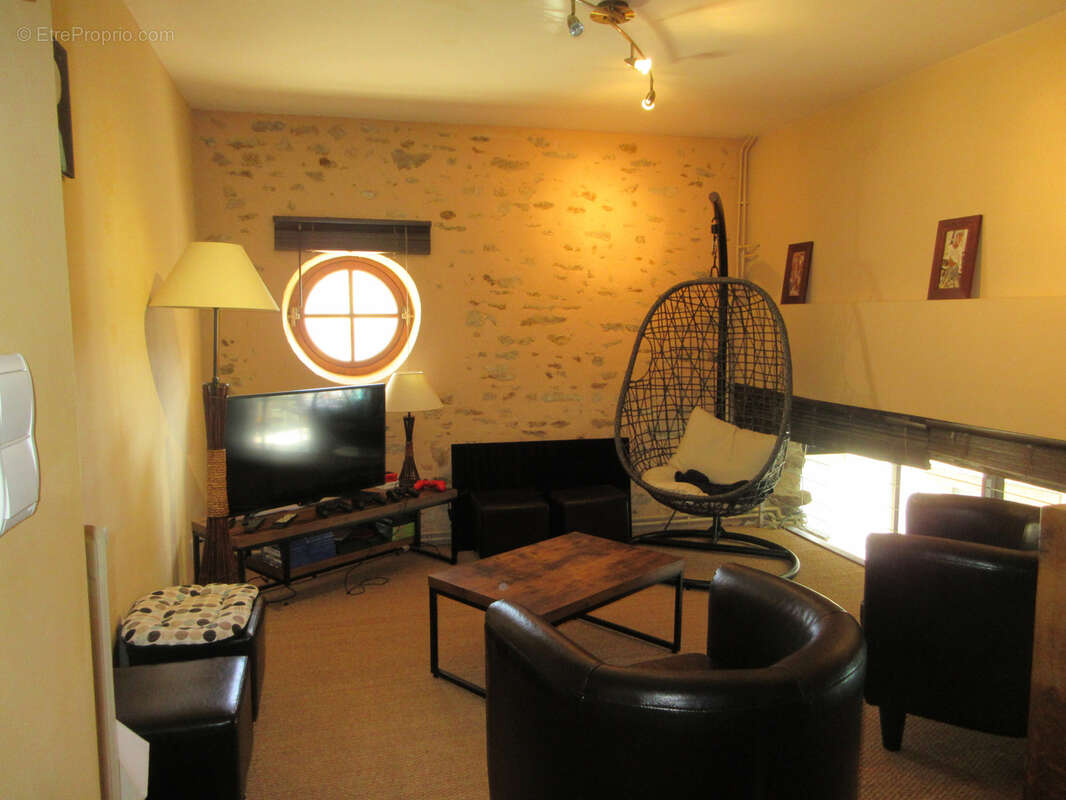 Maison à BADECON-LE-PIN