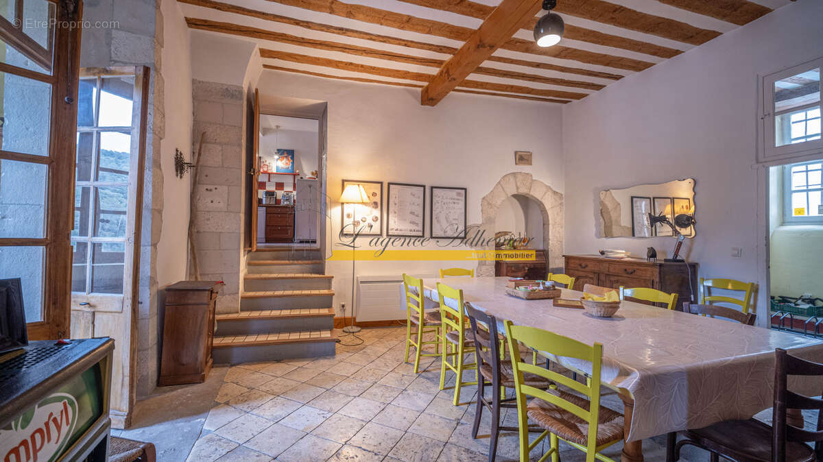Maison à VIVIERS