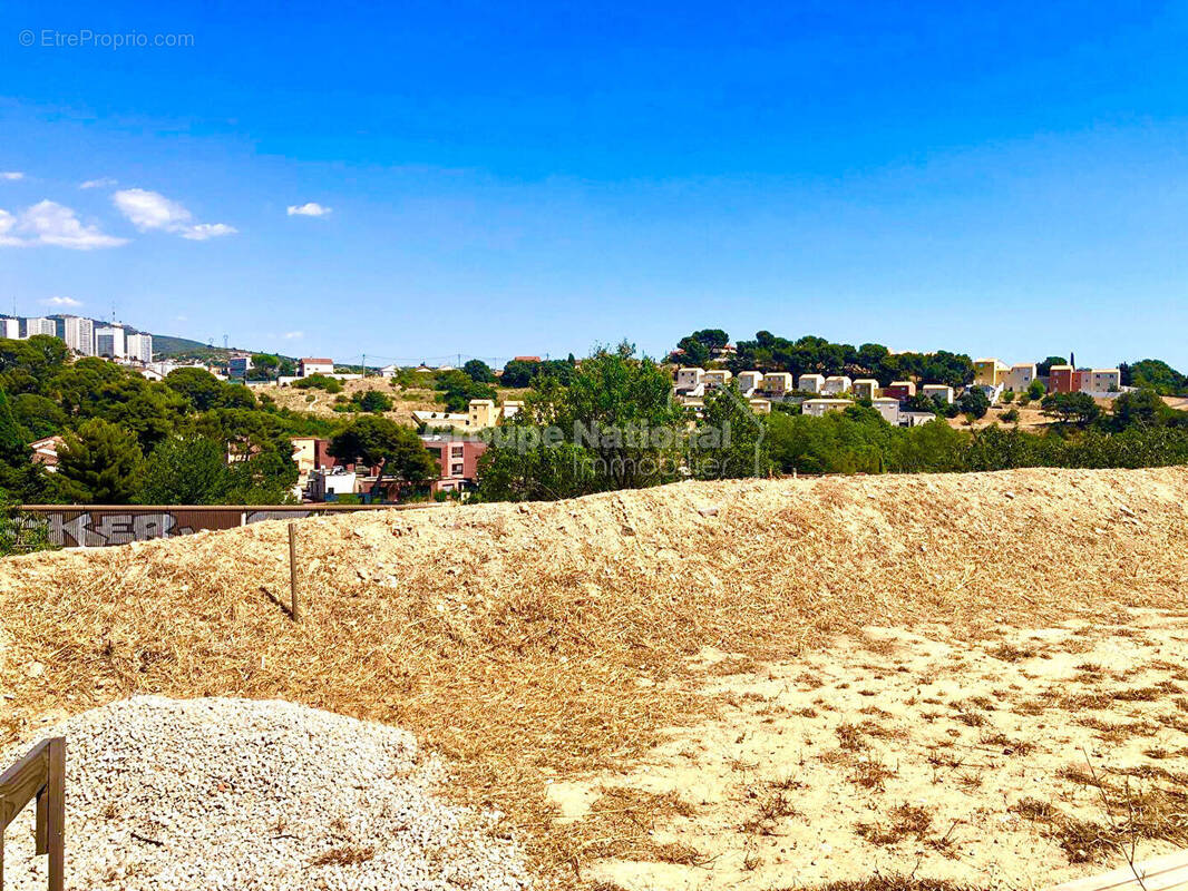 Terrain à SEPTEMES-LES-VALLONS