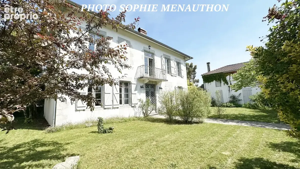 Maison de maitre de type t9 de 330 m2 avec piscine - photo 25