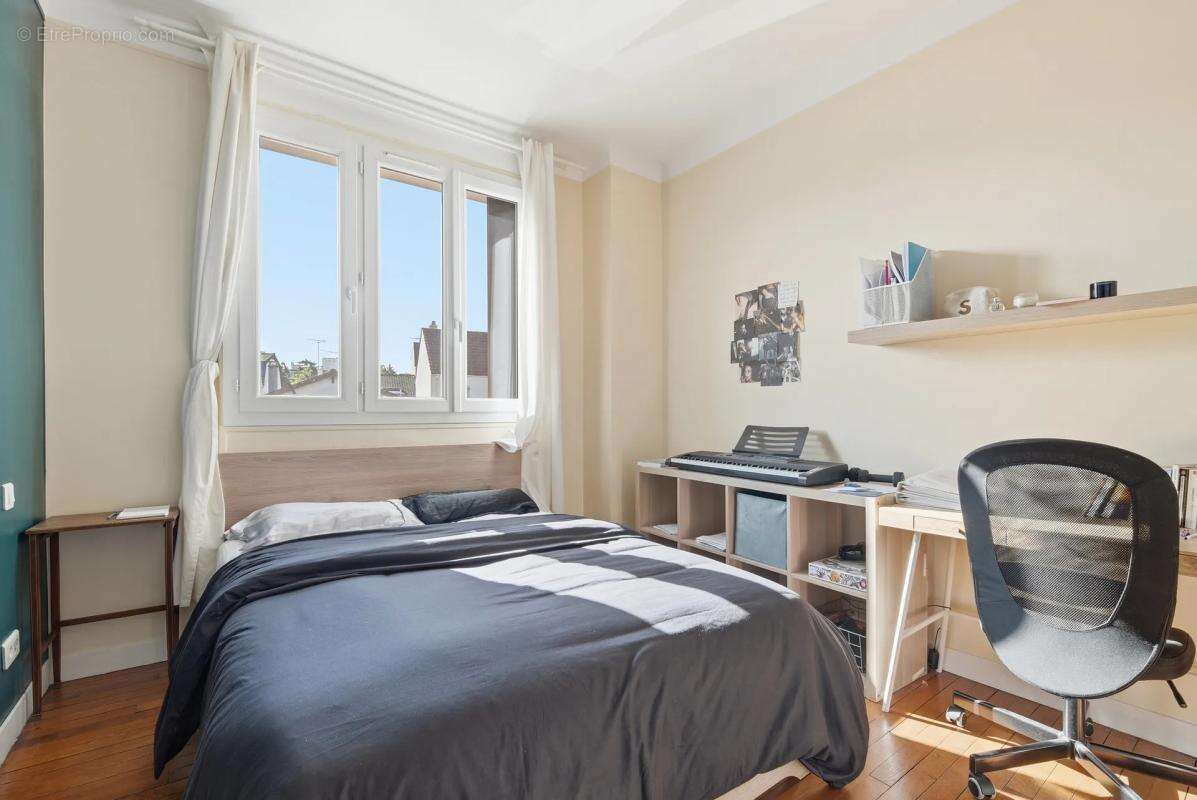 Maison de 10 pièces de 250 m² à Châtillon - photo 11