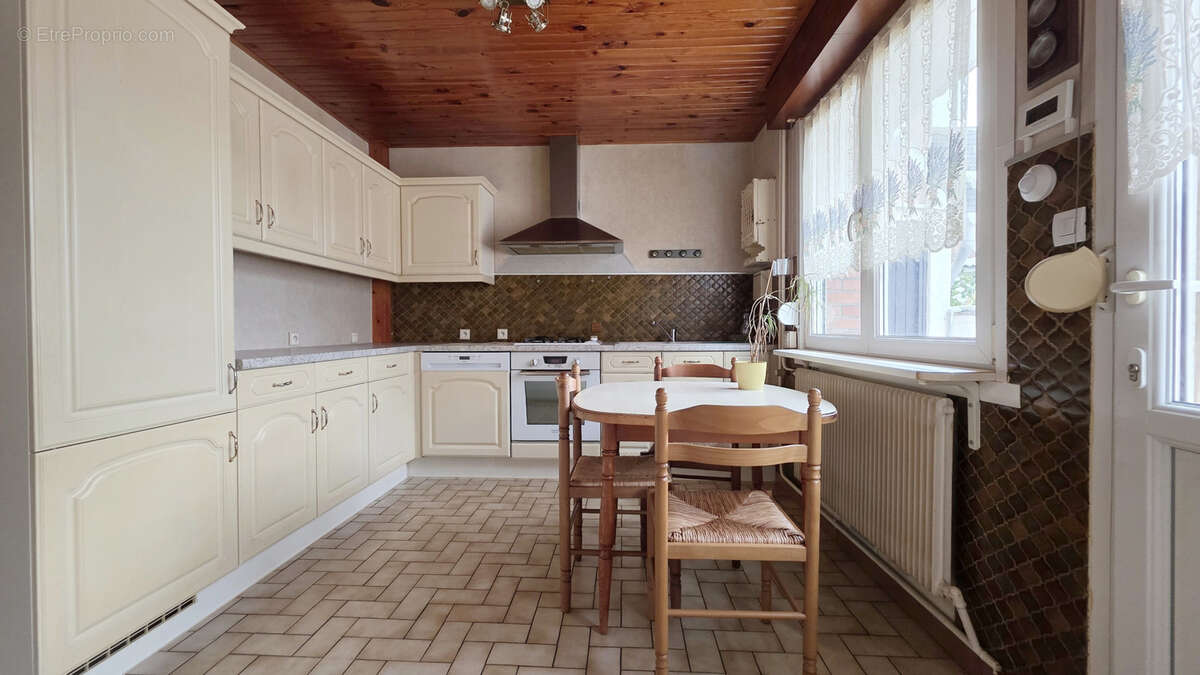 Maison à LOOS-EN-GOHELLE