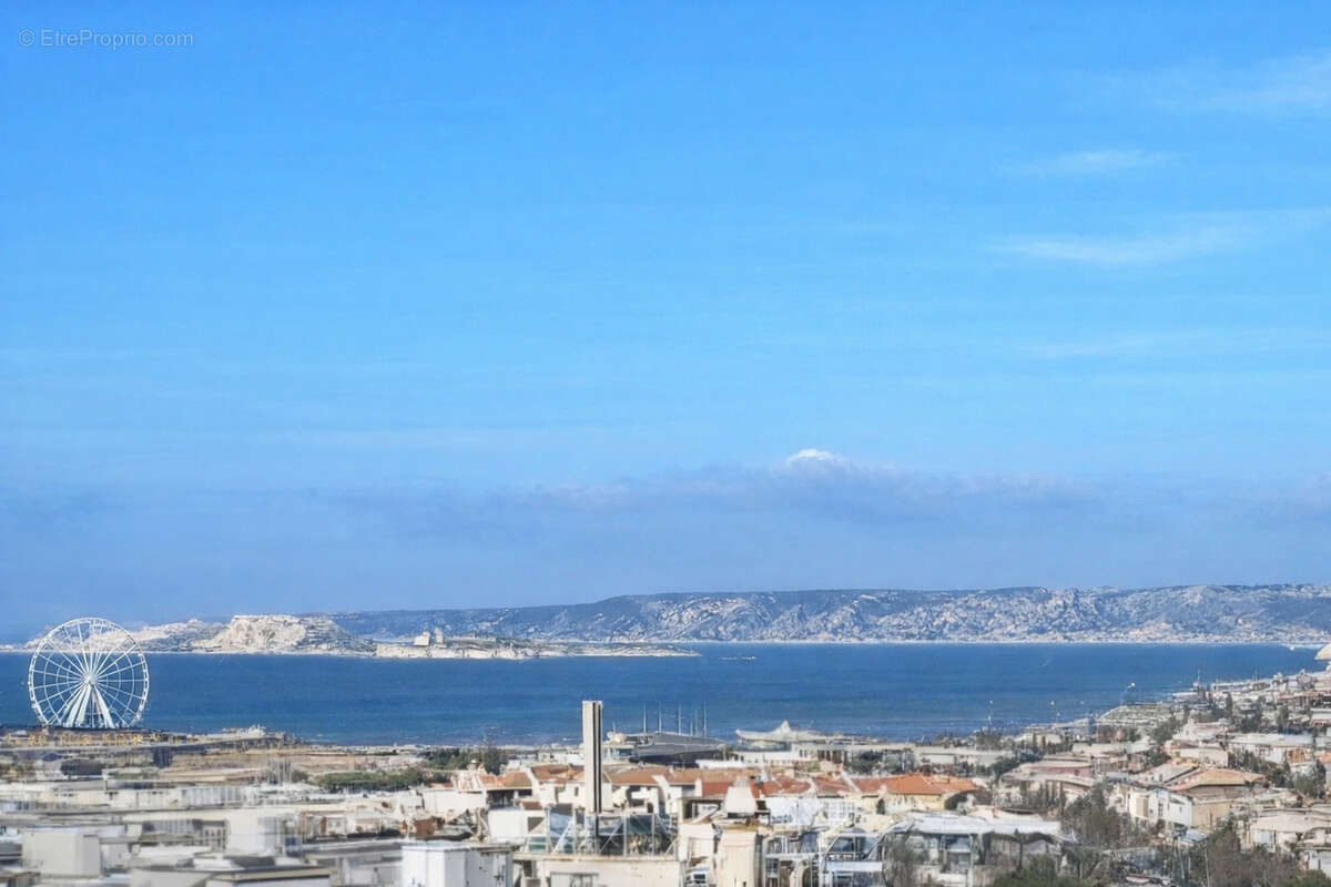 Appartement à MARSEILLE-8E