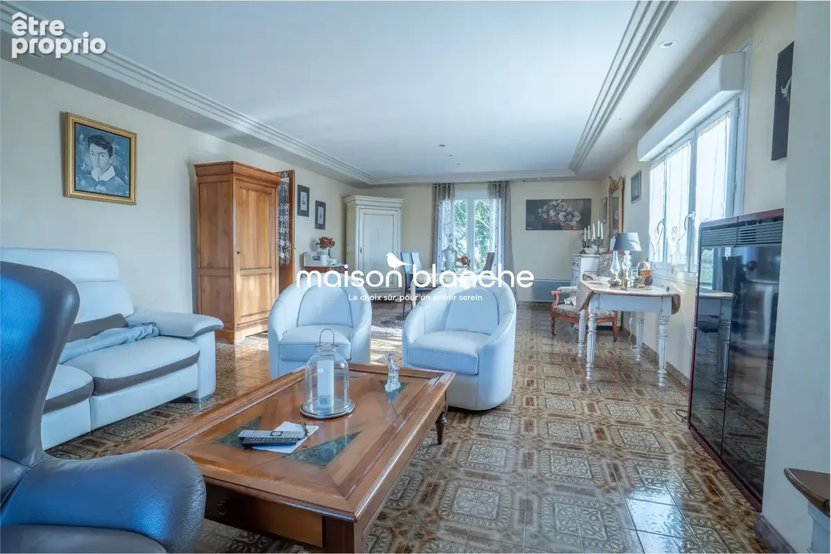 Maison 10 pièces 230 m² à vendre à Longeville-Sur-Mer (85560) - photo 8