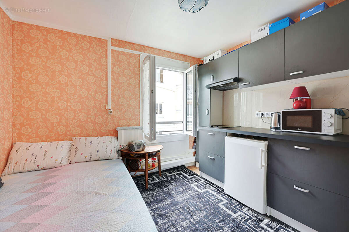Appartement à PARIS-10E
