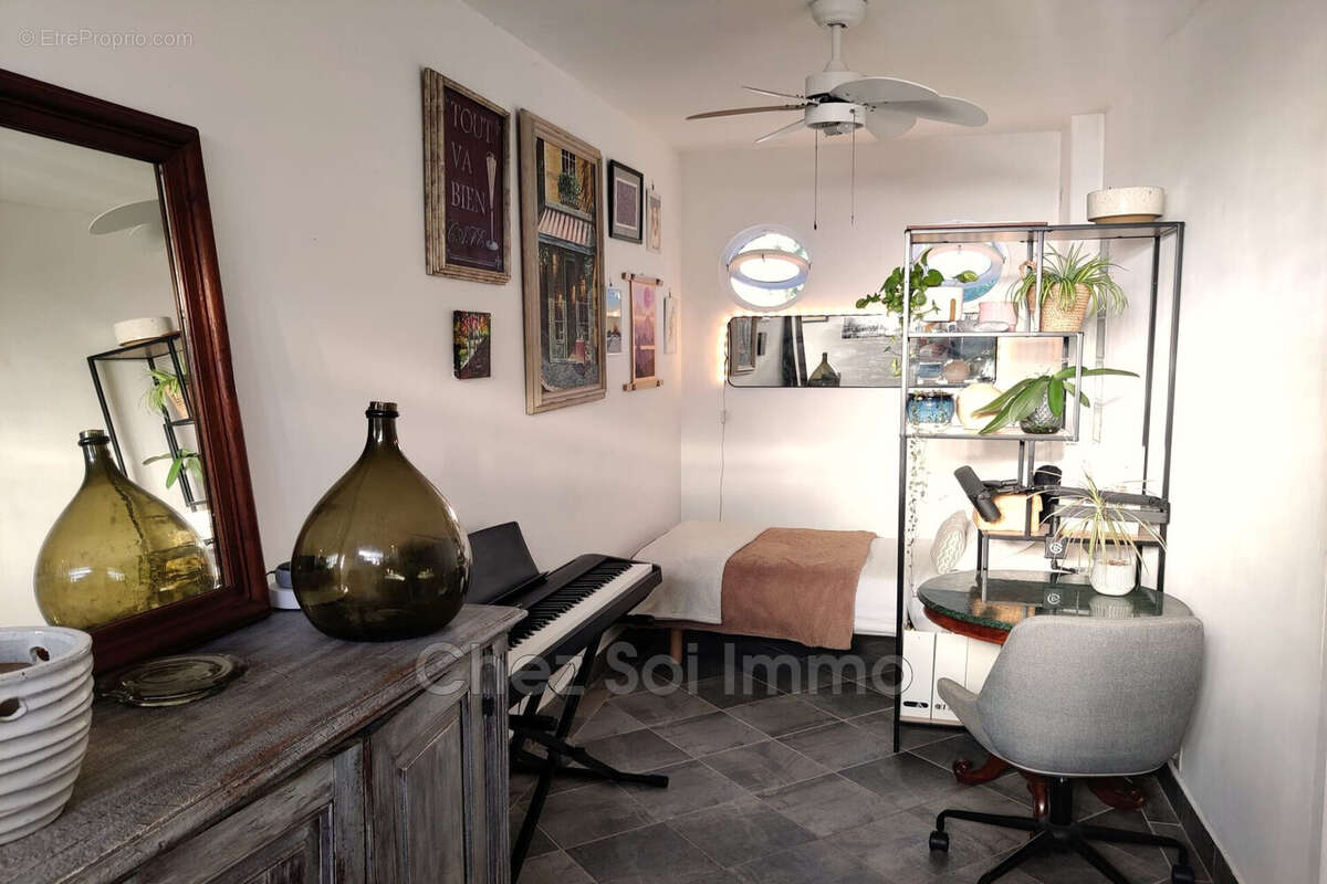 Appartement à VILLENEUVE-LOUBET