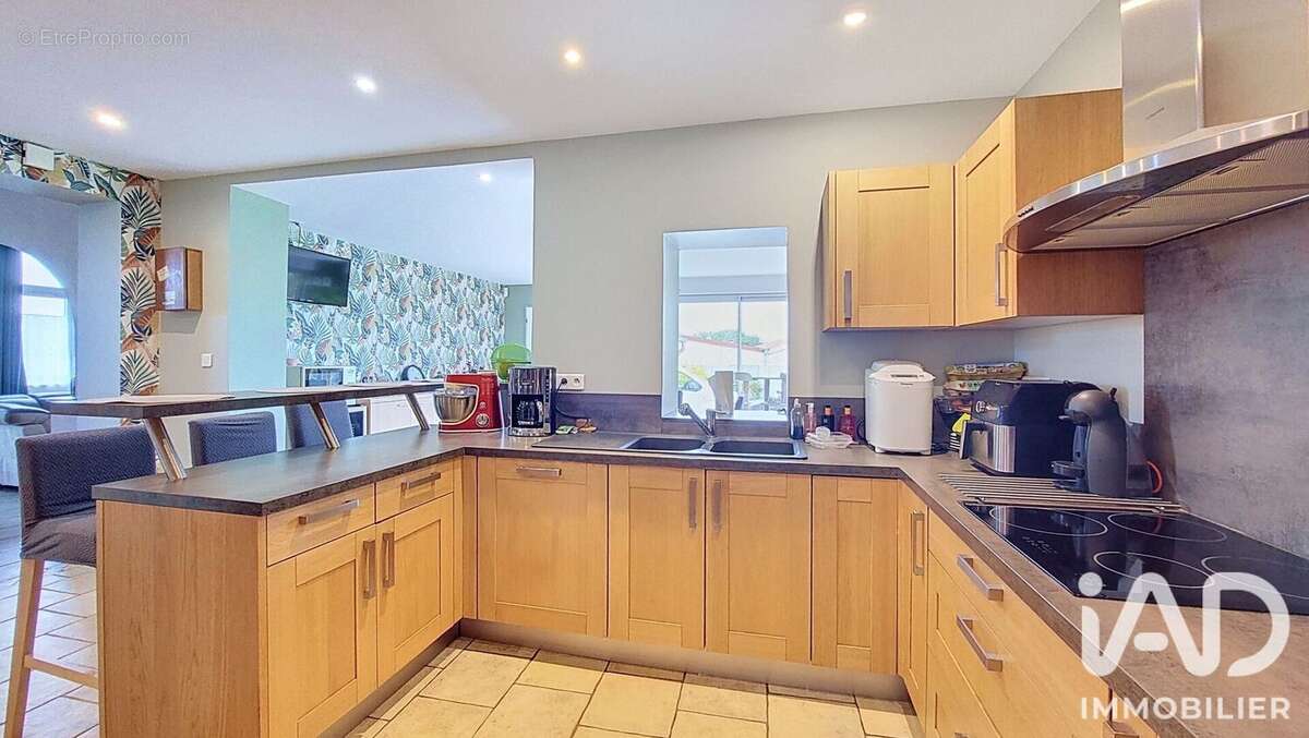 Maison 156 m² à Quarouble  - photo 8