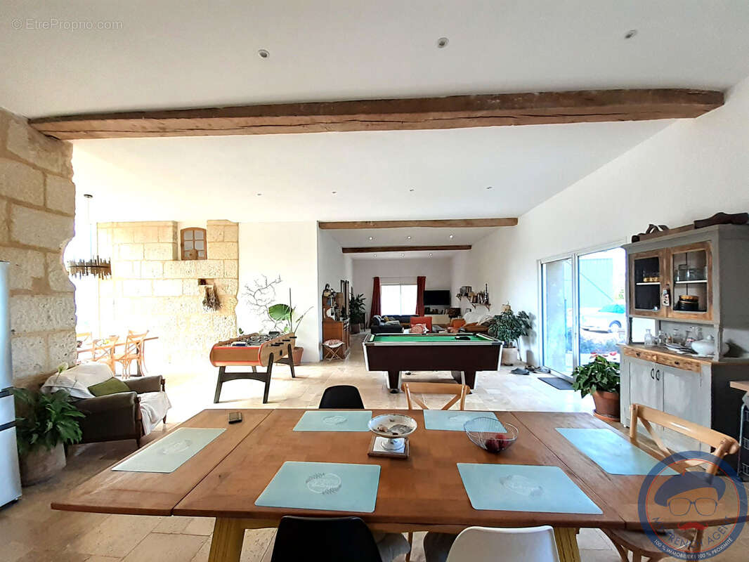 Ensemble immobilier - photo 3