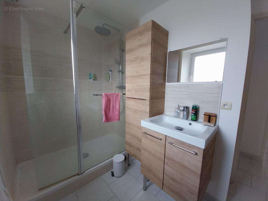 Maison de bourg, 3 chambres - photo 4