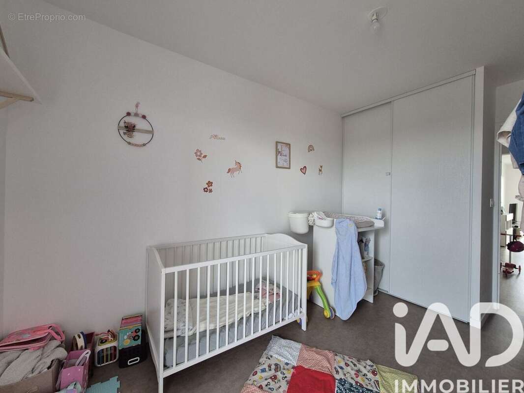 Photo 9 - Appartement à BUSSY-SAINT-GEORGES