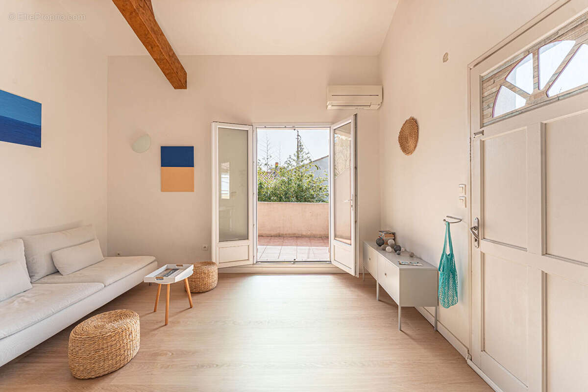 Appartement à SAUSSET-LES-PINS