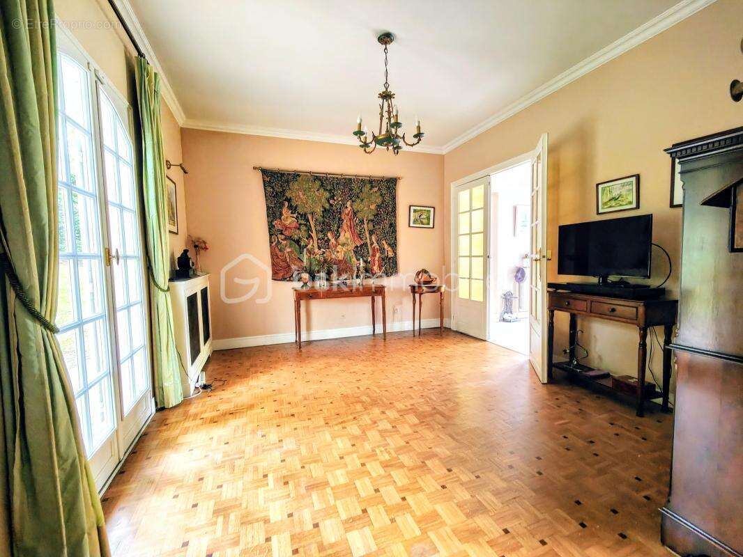 Maison à JOUARS-PONTCHARTRAIN