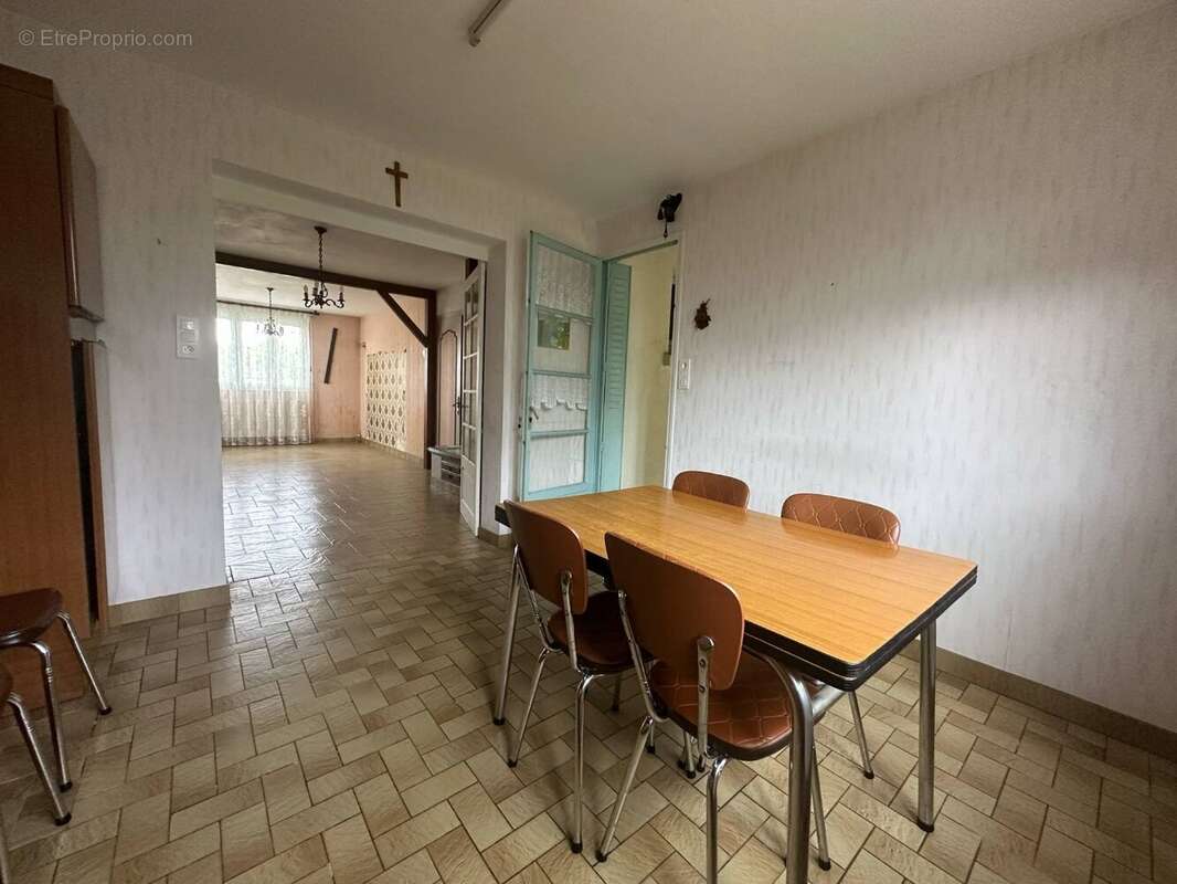 Maison à SAINT-ANDRE-DE-LA-MARCHE