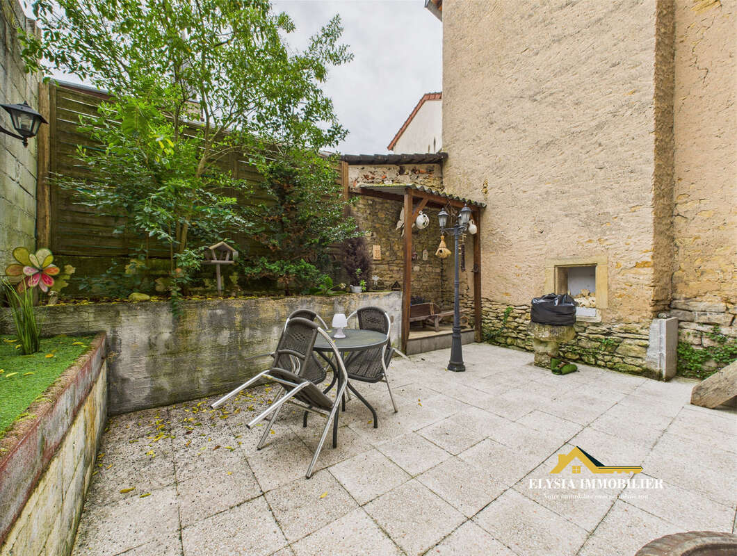 Maison à WAVILLE