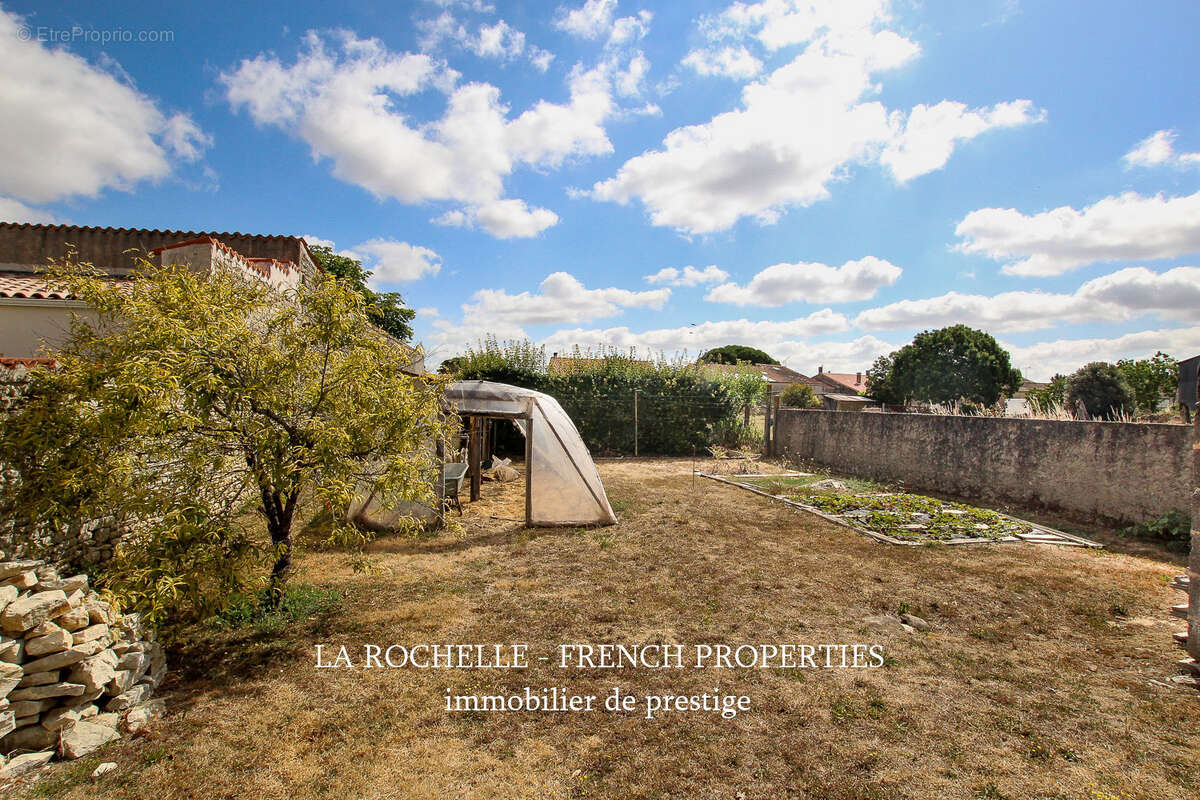 Terrain à LE GUE-D'ALLERE