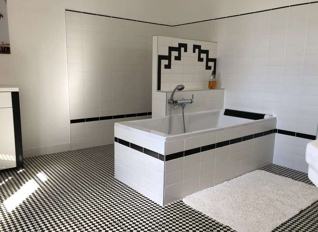 Maison à LA REDORTE