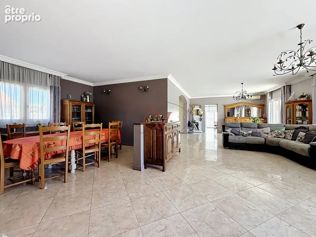 EXCLUSIVITÉ, 6 chambres,  Superbe maison familiale à POLLESTRES, 230 m2 sur terrain de plus de 3000 m2 - photo 4