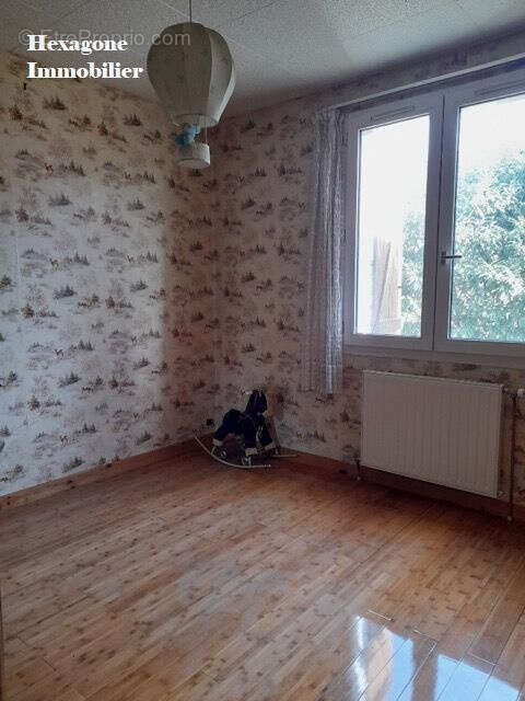 Maison à FAVERELLES