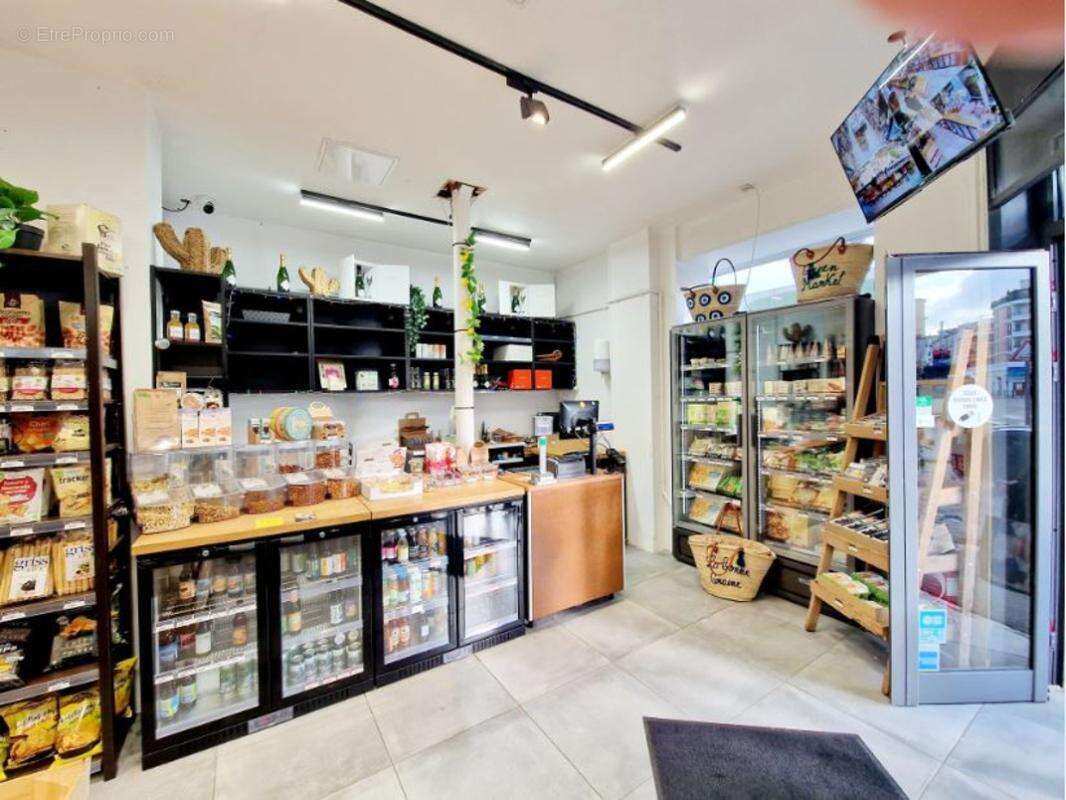 Commerce à SAINT-DENIS