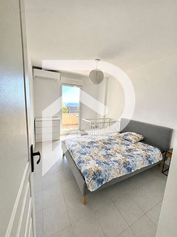 Appartement T3 lumineux avec vue mer,terrasse et box. - photo 3