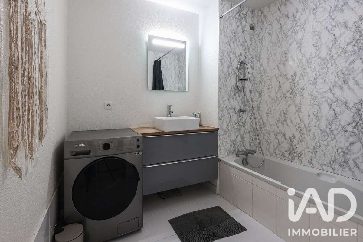 Appartement 82 m² à Vers  - photo 7