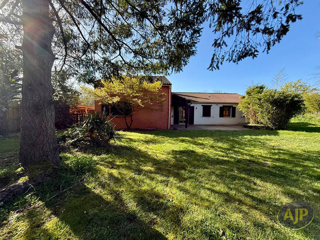 Maison à SAINTE-PAZANNE