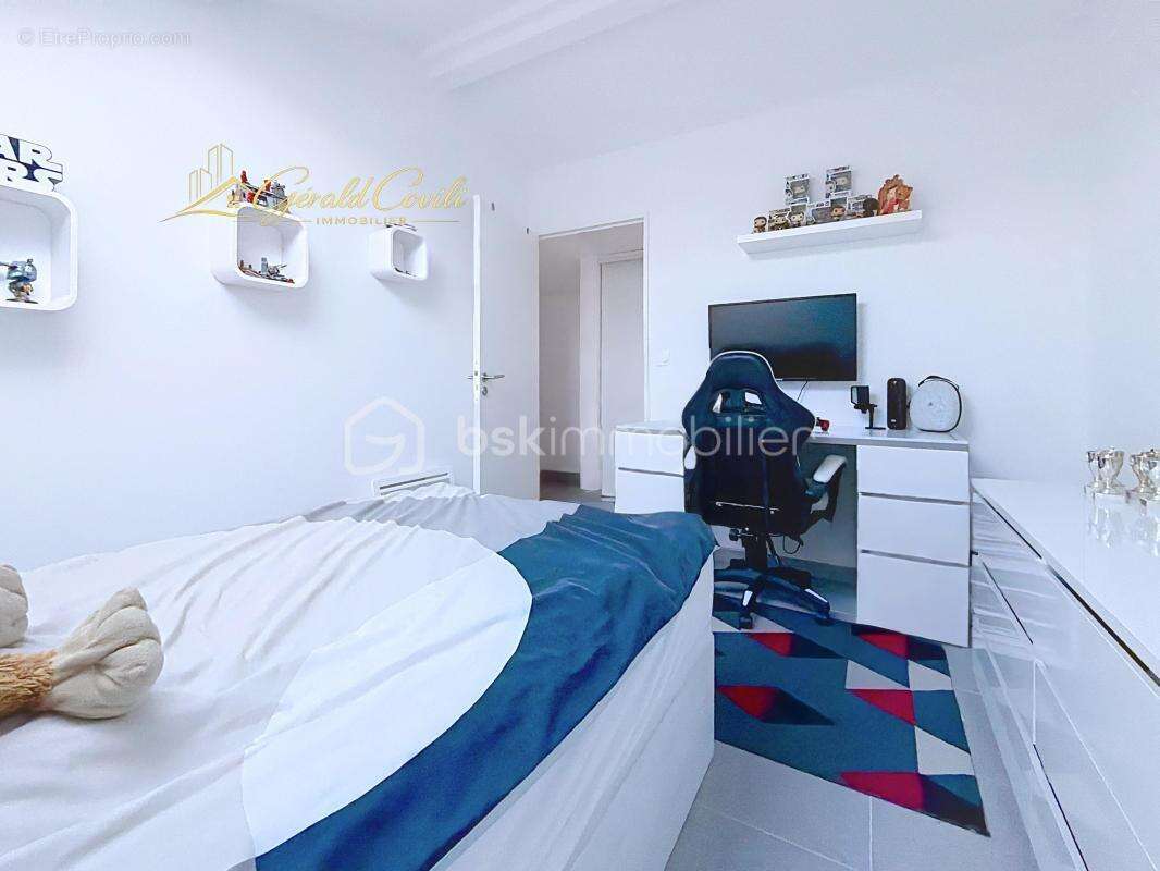 Appartement à AURIBEAU-SUR-SIAGNE