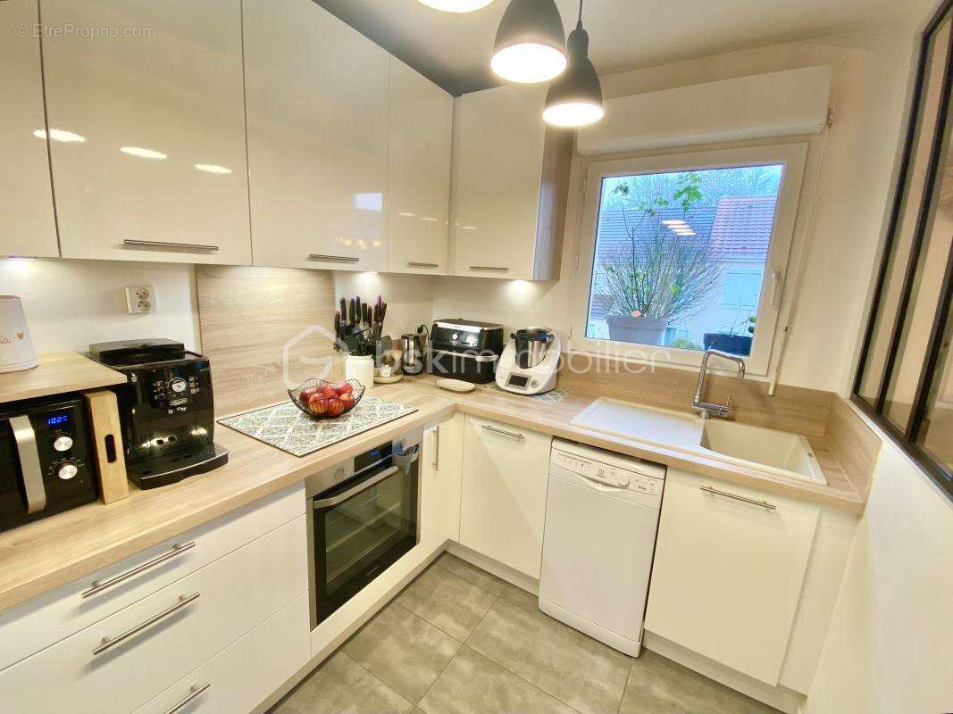 Appartement à ROISSY-EN-BRIE